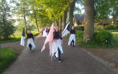 Zonnige slotavond wandelvierdaagse Eastermar