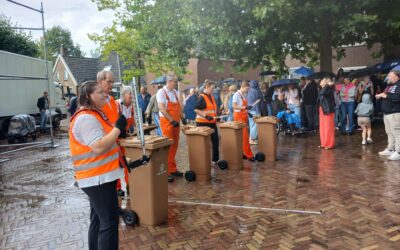 Spetterend optreden containerdrummers op Easterbarren